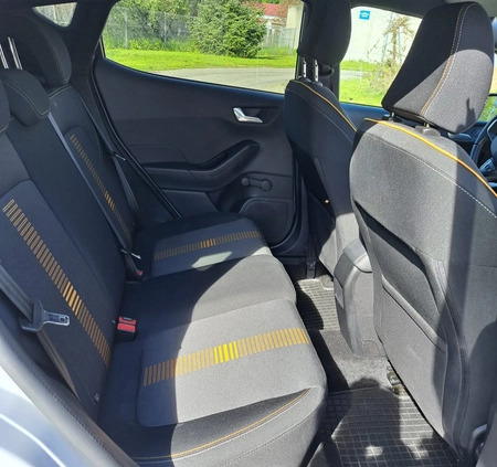 Ford Fiesta cena 52300 przebieg: 109000, rok produkcji 2018 z Lubań małe 106